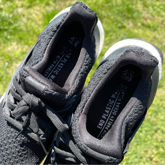 Adidas Ultraboost - Picture 11 of 14